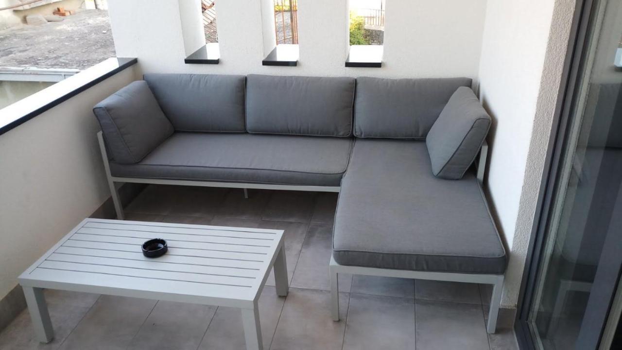 Apartments Star With Pool Biograd Na Moru Ngoại thất bức ảnh
