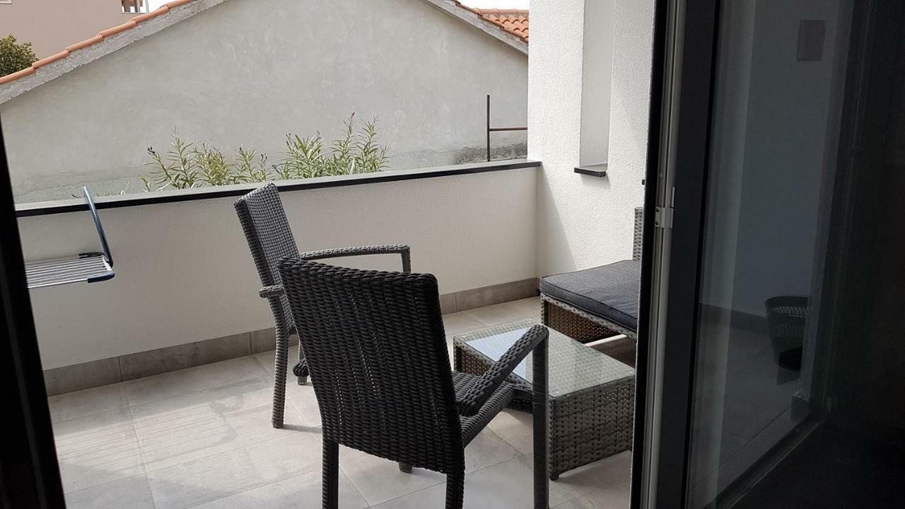 Apartments Star With Pool Biograd Na Moru Ngoại thất bức ảnh
