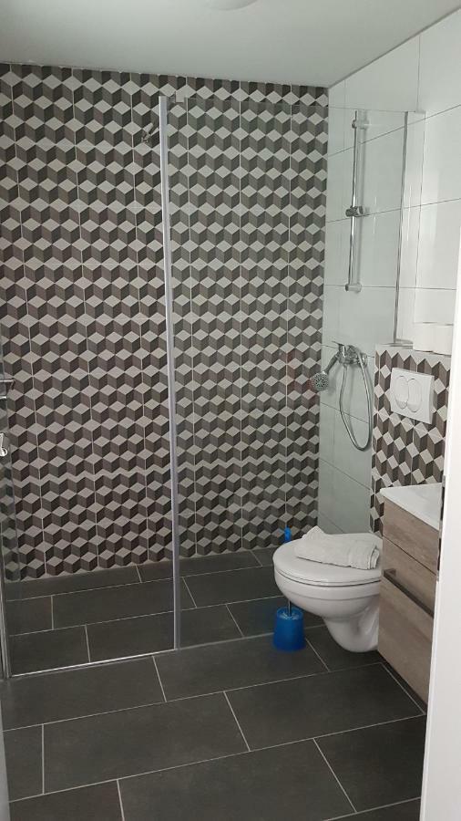 Apartments Star With Pool Biograd Na Moru Ngoại thất bức ảnh