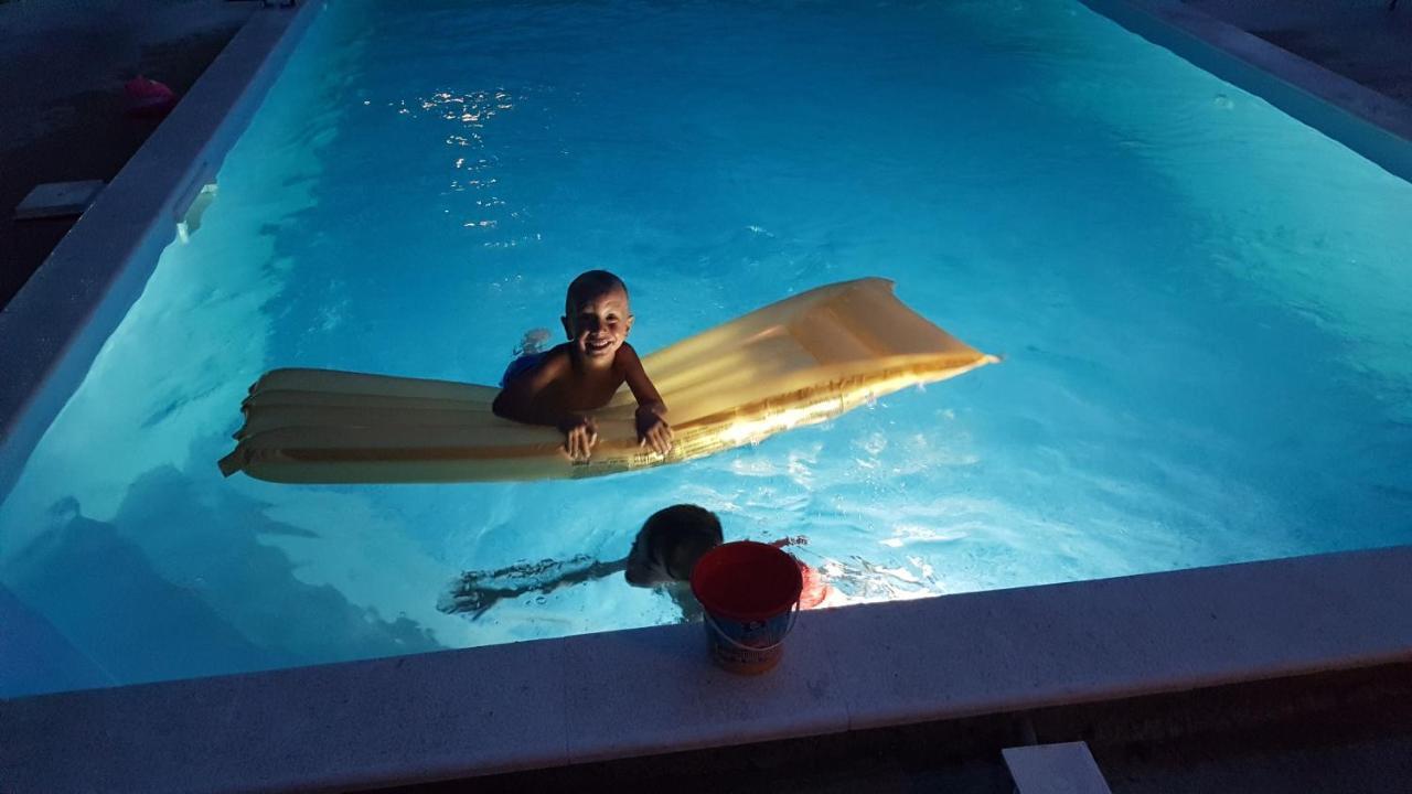 Apartments Star With Pool Biograd Na Moru Ngoại thất bức ảnh